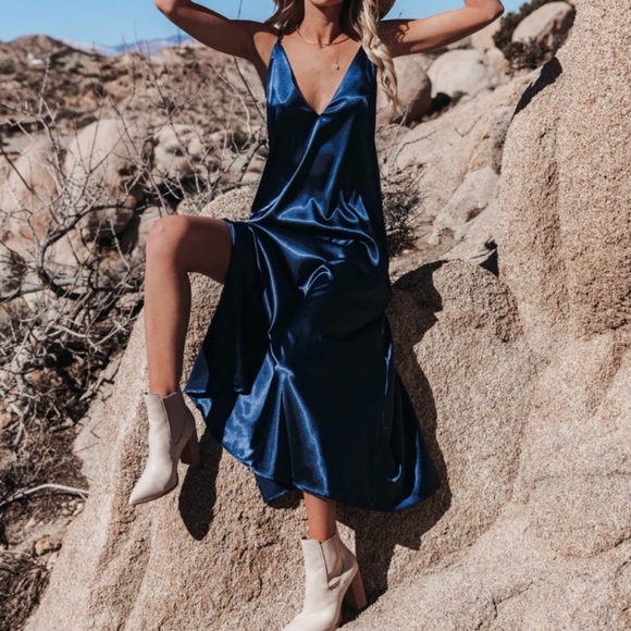 Vici Dresses & Skirts - Blue silky dress